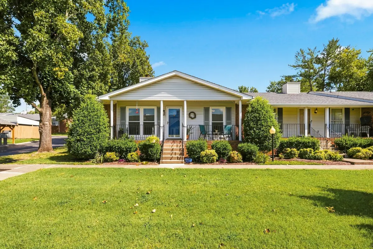 817 Lewis Ct, Madison, TN 37115 - #1