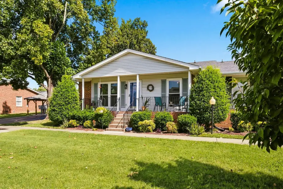 817 Lewis Ct, Madison, TN 37115 - #2