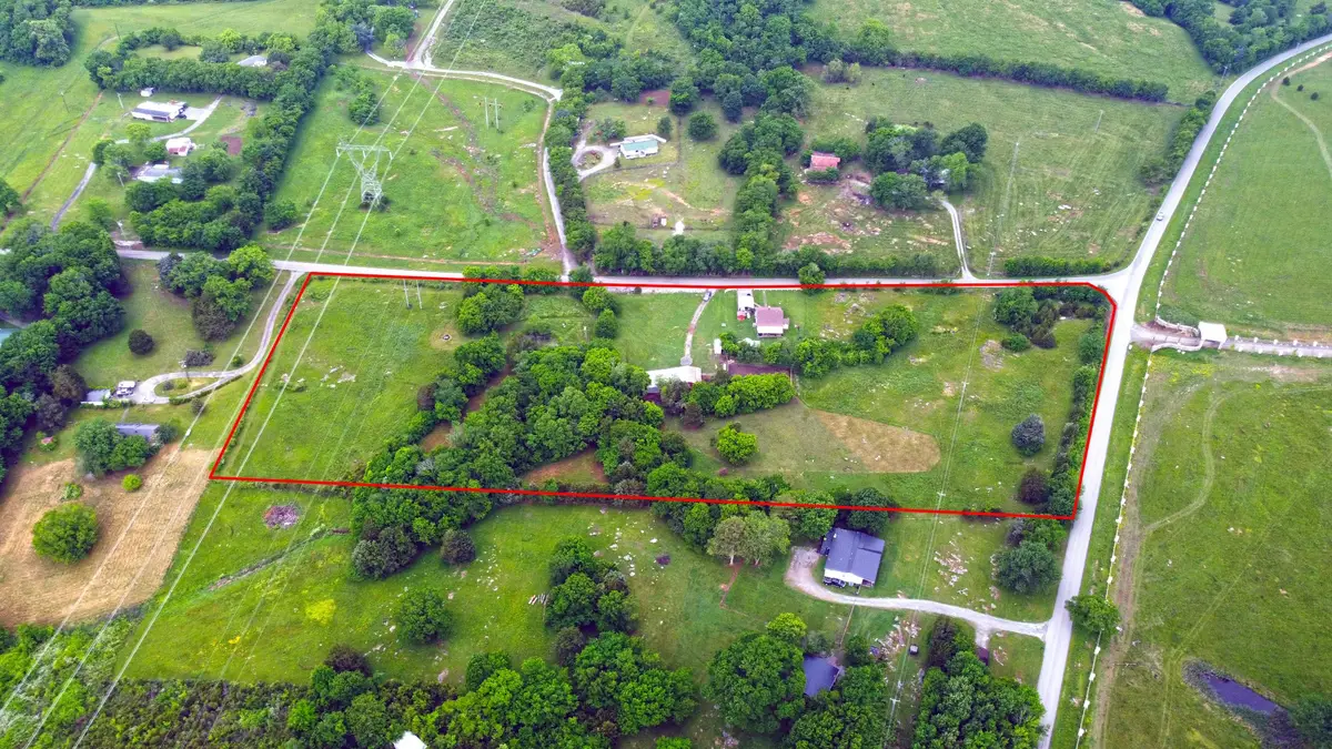 4629 Se Tater Peeler Rd, Lebanon, TN 37090 - #1