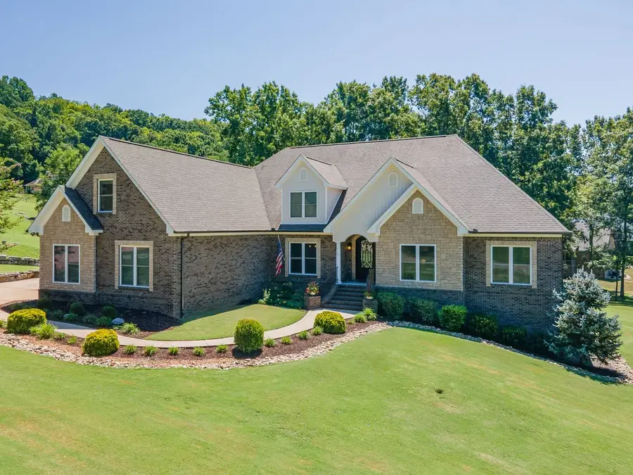 1725 Mayflower Dr, Columbia, TN 38401 - #2