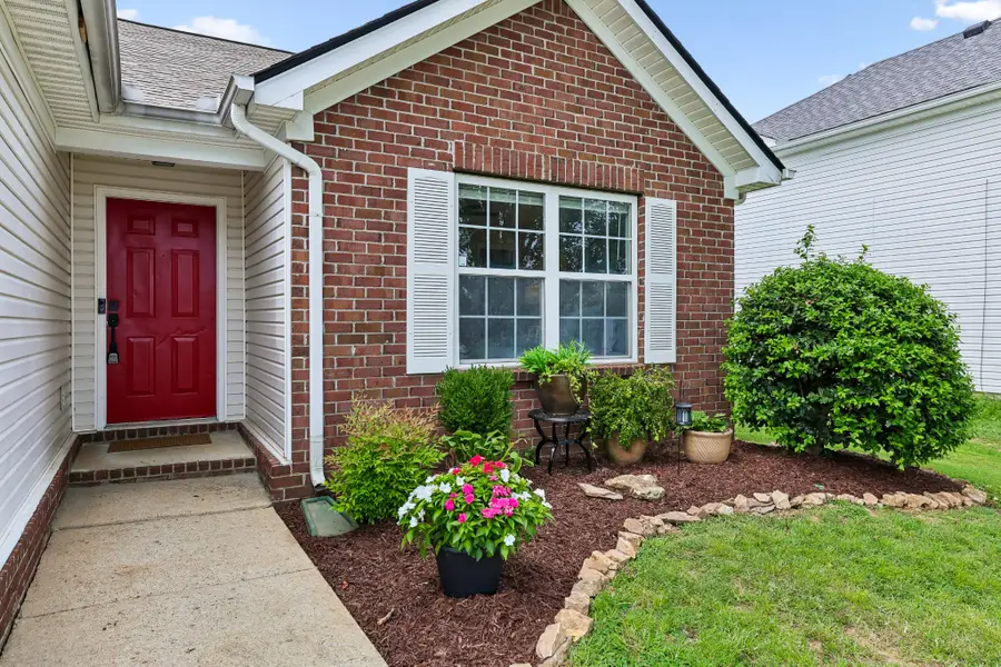7424 E Winchester Dr, Antioch, TN 37013 - #2