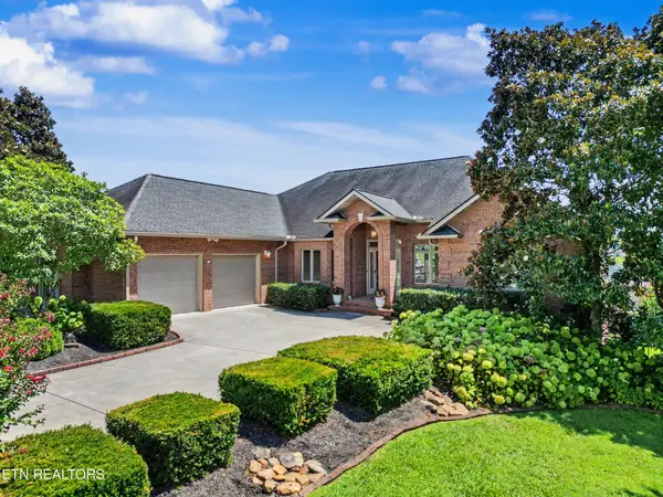 3019 Shaconage Tr, Sevierville, TN 37876