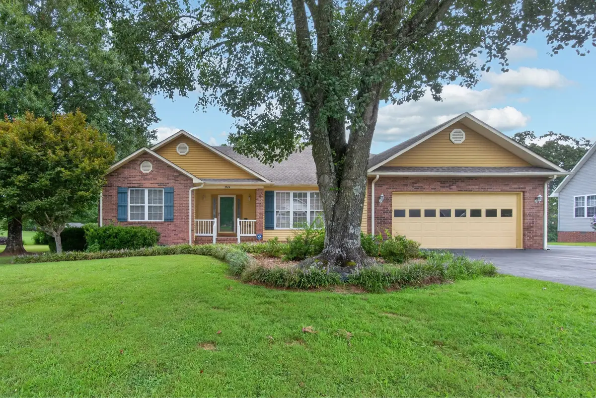 2526 Park West Dr, Cookeville, TN 38501 - #1