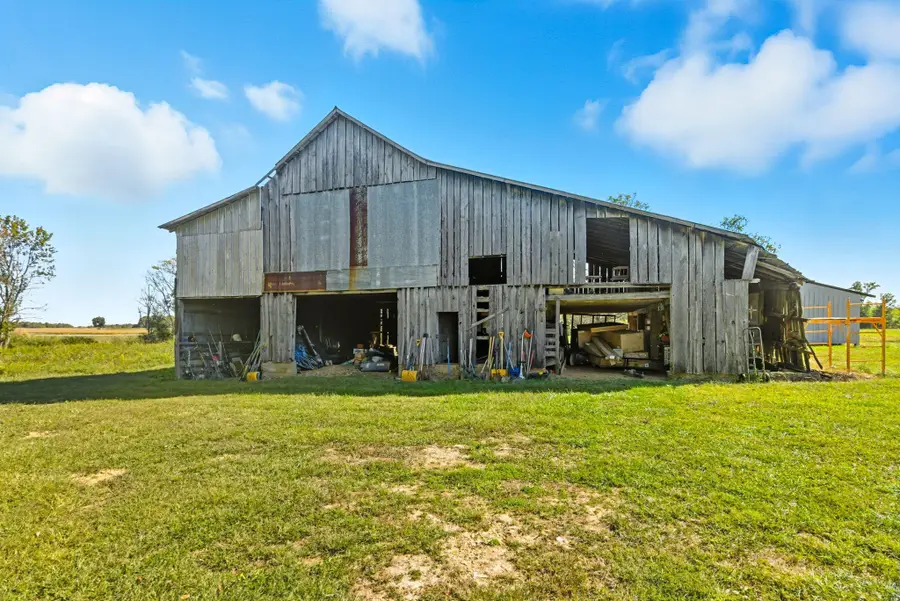 795 White Rd, Portland, TN 37148 - #3
