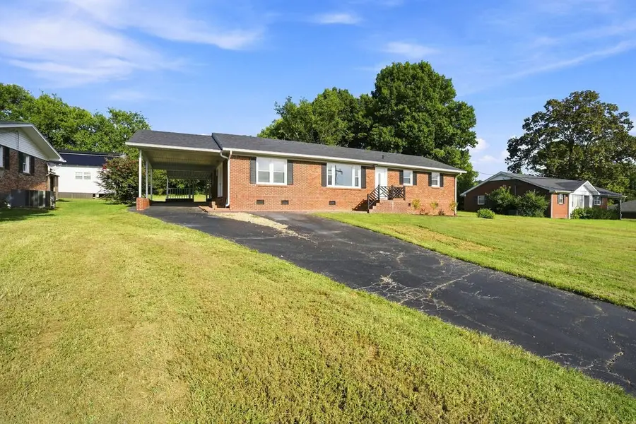 105 Tollgate Rd, Pulaski, TN 38478 - #2