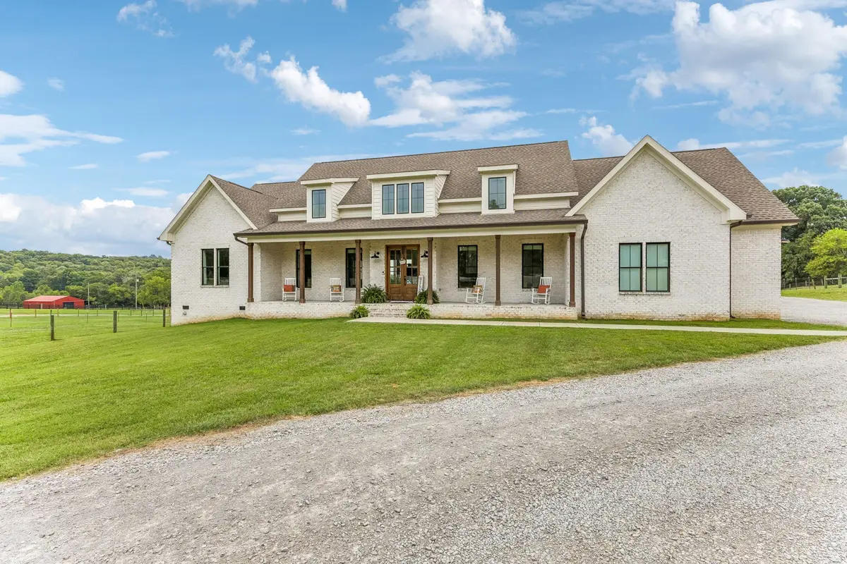 5247 Flat Creek Rd, Spring Hill, TN 37174 - #1