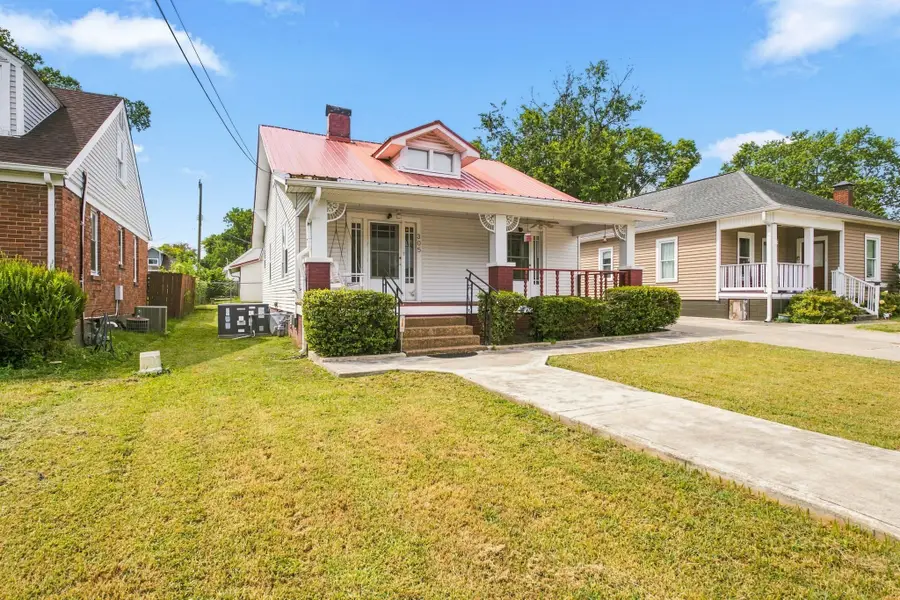 305 Valeria St, Nashville, TN 37210 - #2