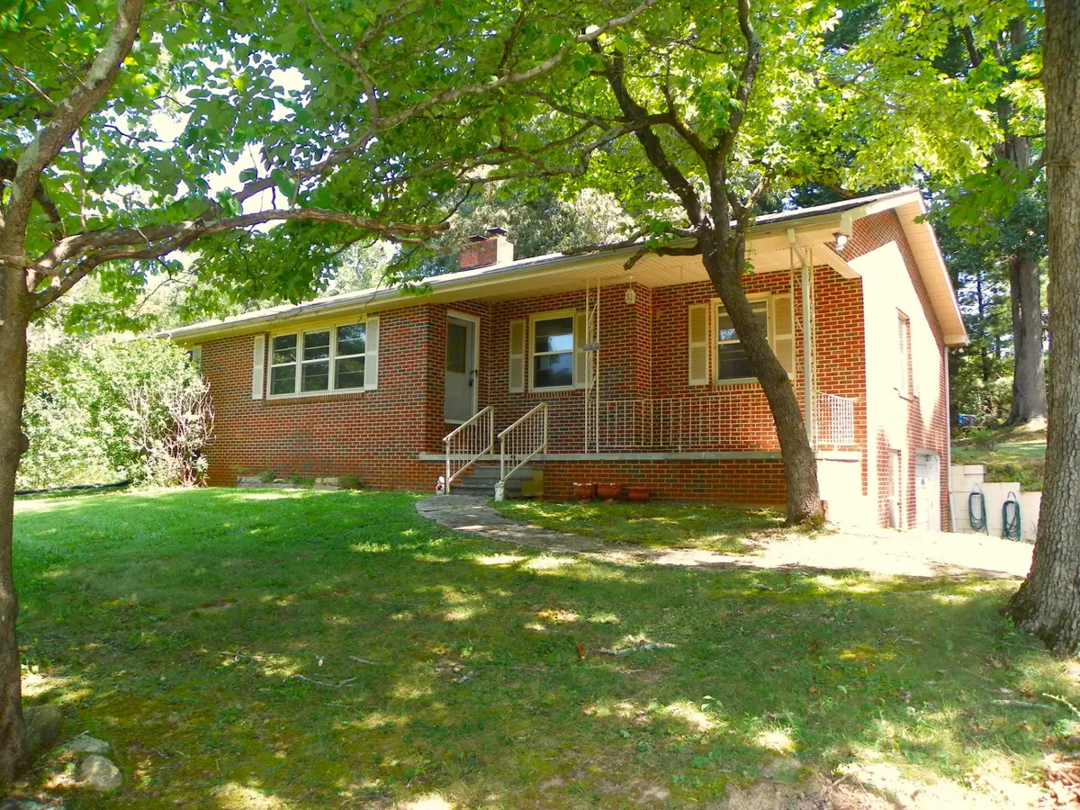 2370 Yager Rd, McMinnville, TN 37110 - #1