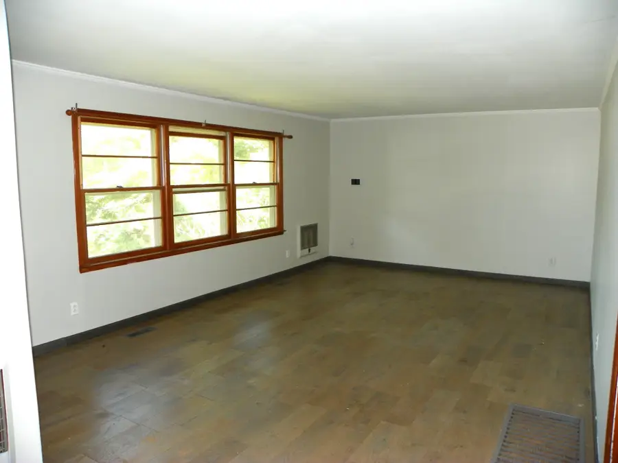 2370 Yager Rd, McMinnville, TN 37110 - #3