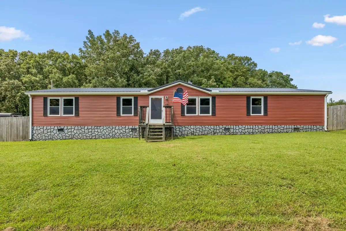 216 Shubert Rd, Hohenwald, TN 38462 - #1