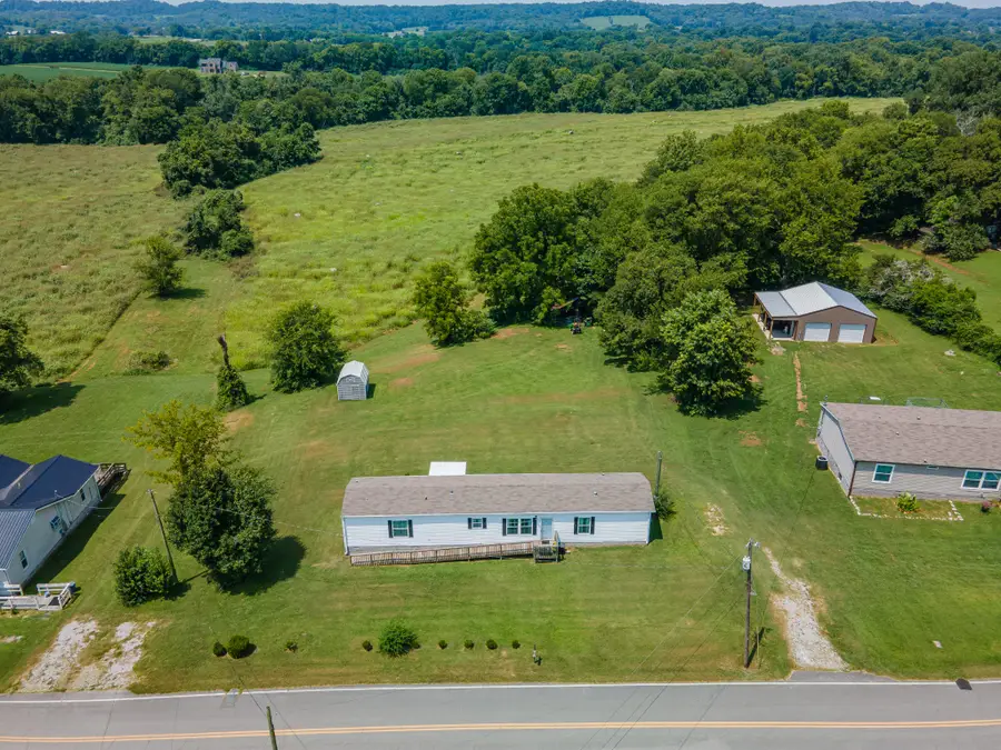 2863 N Cross Bridges Rd, Columbia, TN 38401 - #2