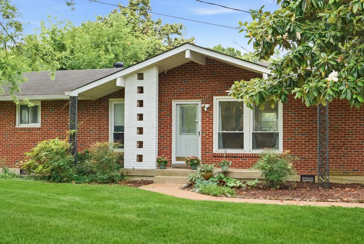 5004 W Durrett Dr, Nashville, TN 37211 - #1