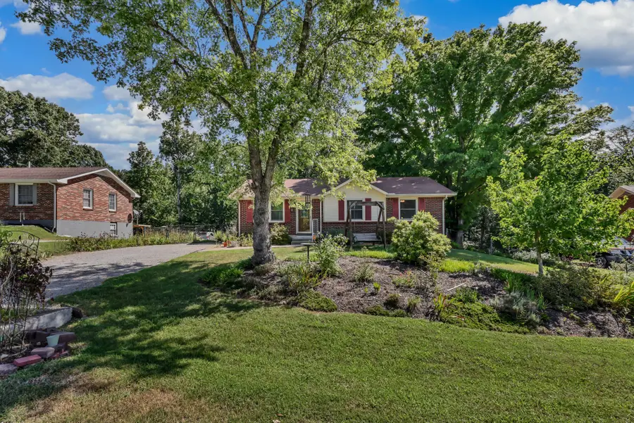 446 Oriole Cir, Clarksville, TN 37043 - #2