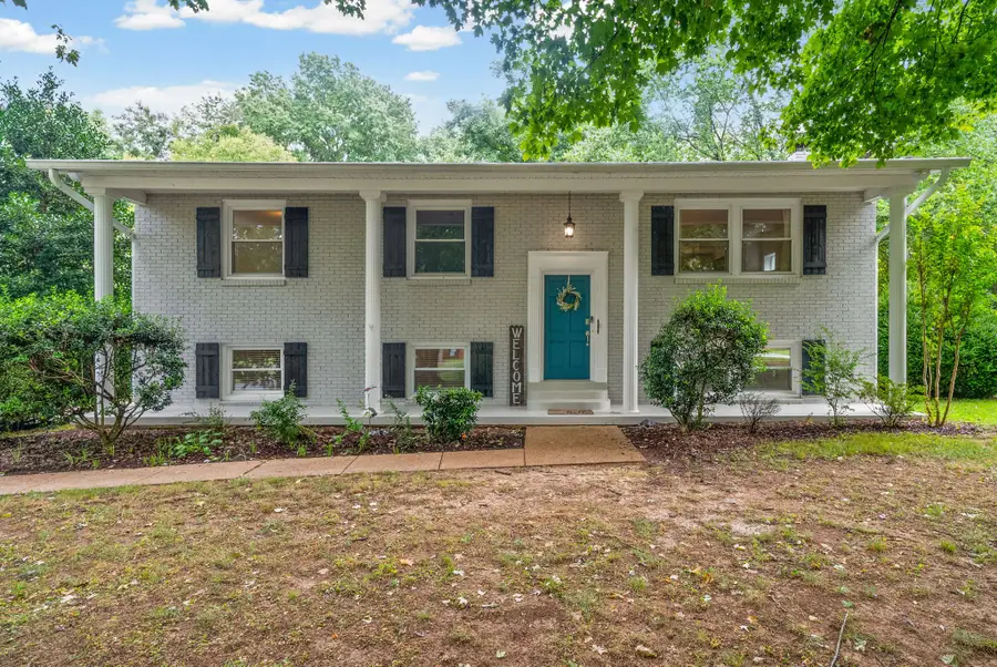 573 Rosehill Dr, Clarksville, TN 37042 - #3