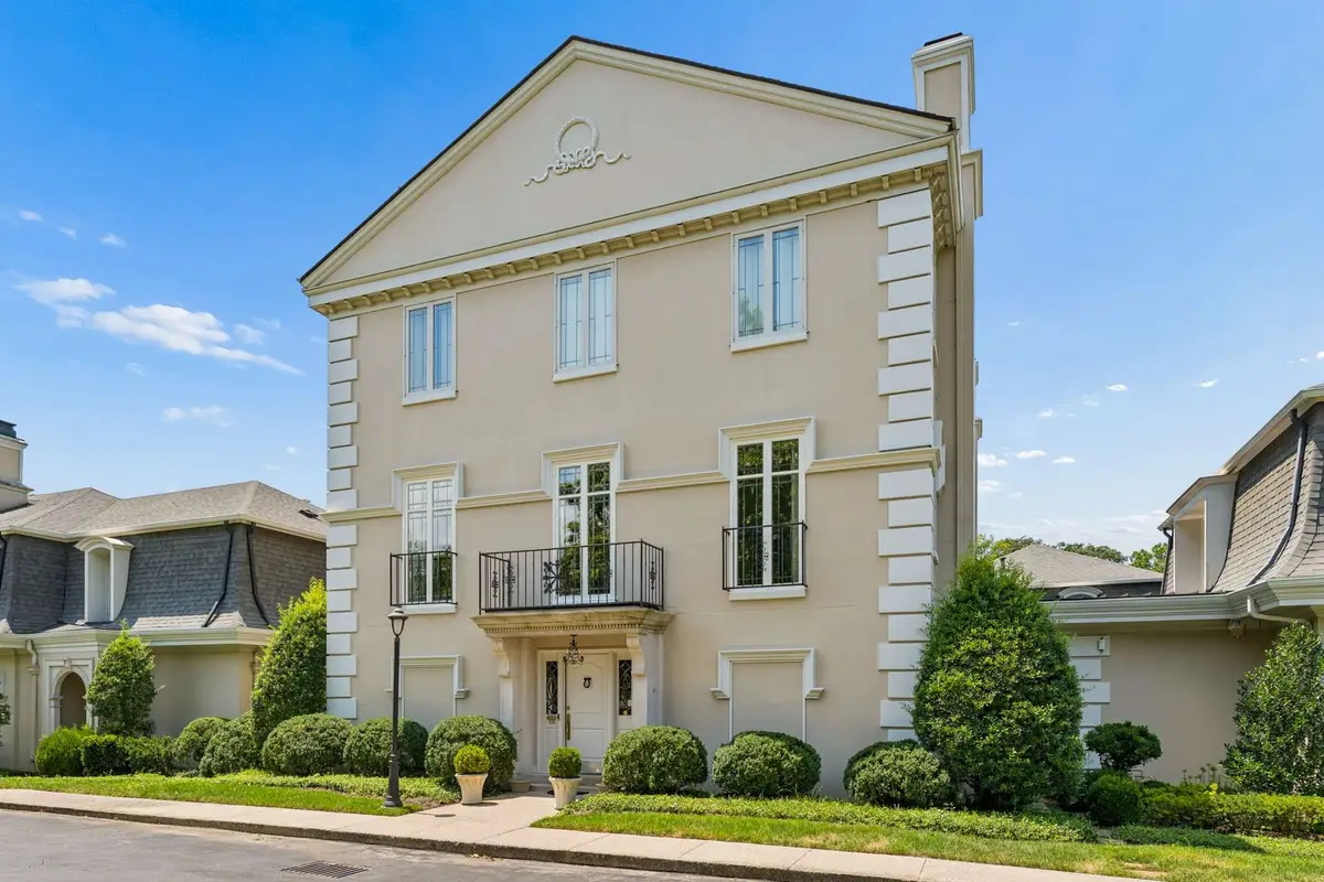 615 Belle Meade Blvd #100, Nashville, TN 37205 - #1