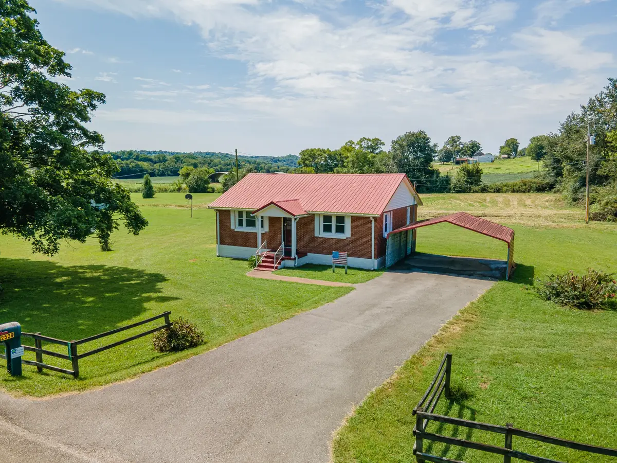 2529 Ragsdale Rd, Columbia, TN 38401 - #1