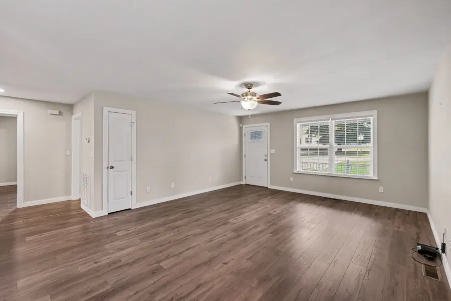 58 Duck Hawk Dr, McMinnville, TN 37110 - #3