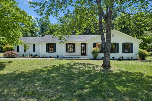 2250 Wiltshire Dr, Murfreesboro, TN 37129