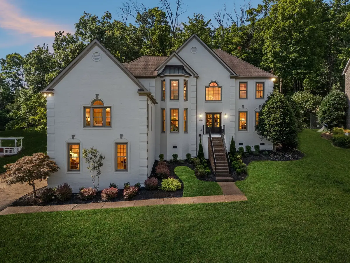 9442 Foothills Dr, Brentwood, TN 37027 - #1