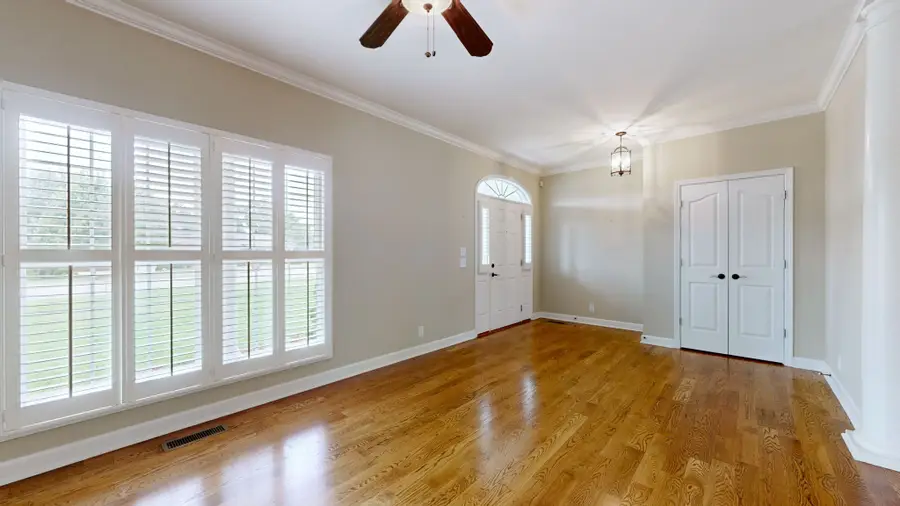 2010 Riverview Dr, Murfreesboro, TN 37129 - #3