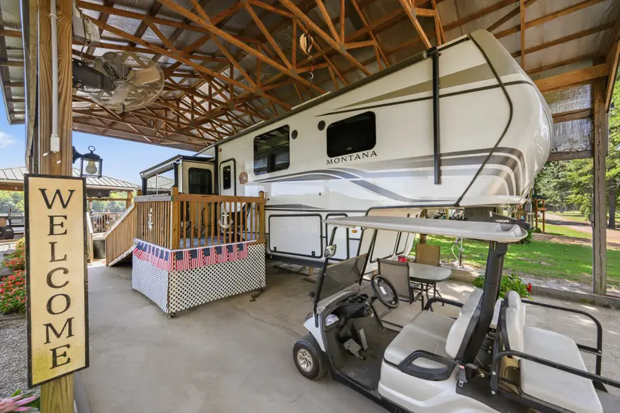 440 Gumdale Cv, Decaturville, TN 38329 - #3