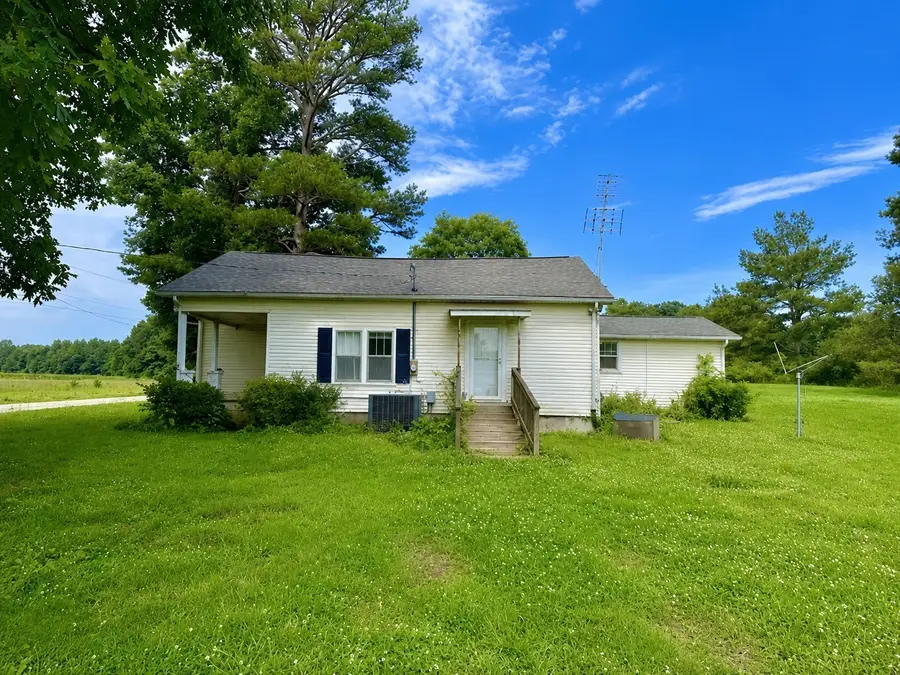 560 State Line Rd, Loretto, TN 38469 - #2