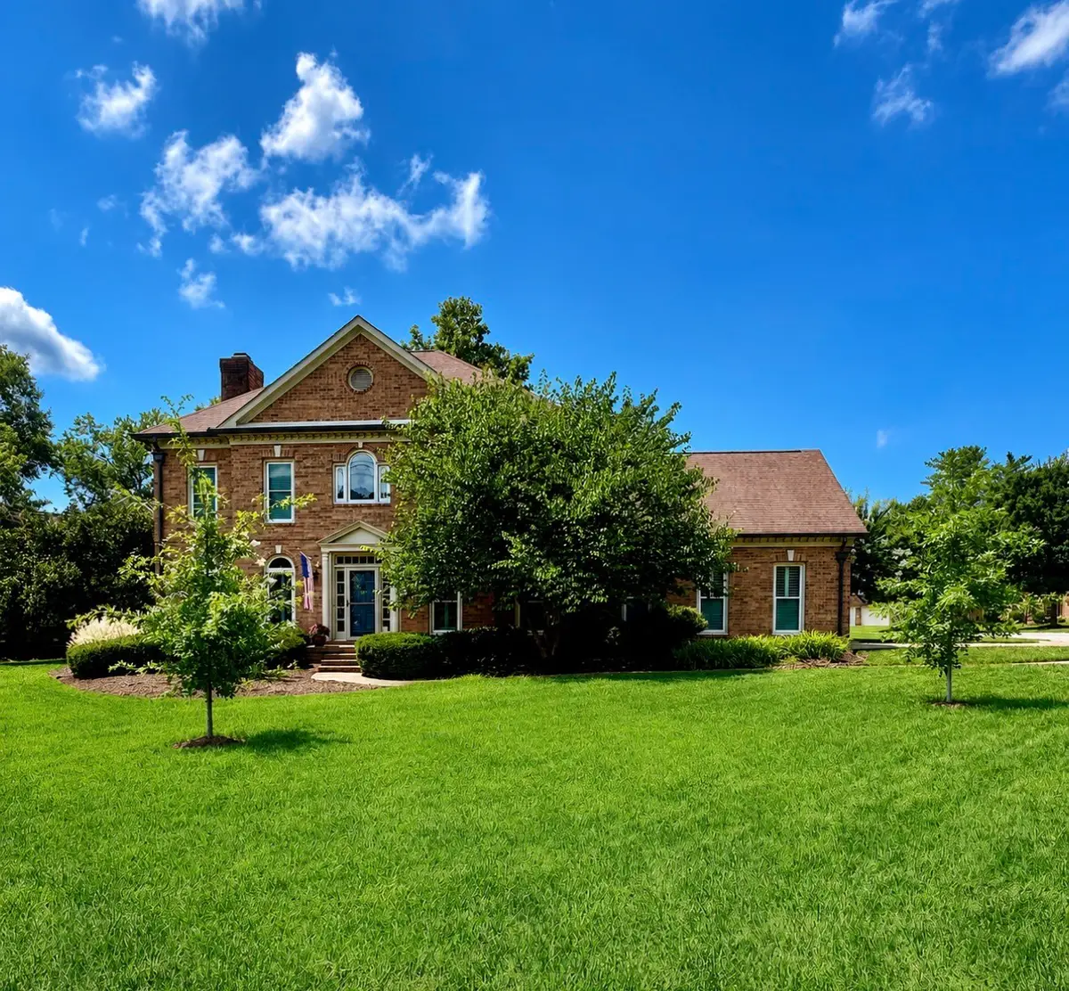 601 Dorshire Ln, Nashville, TN 37221 - #1