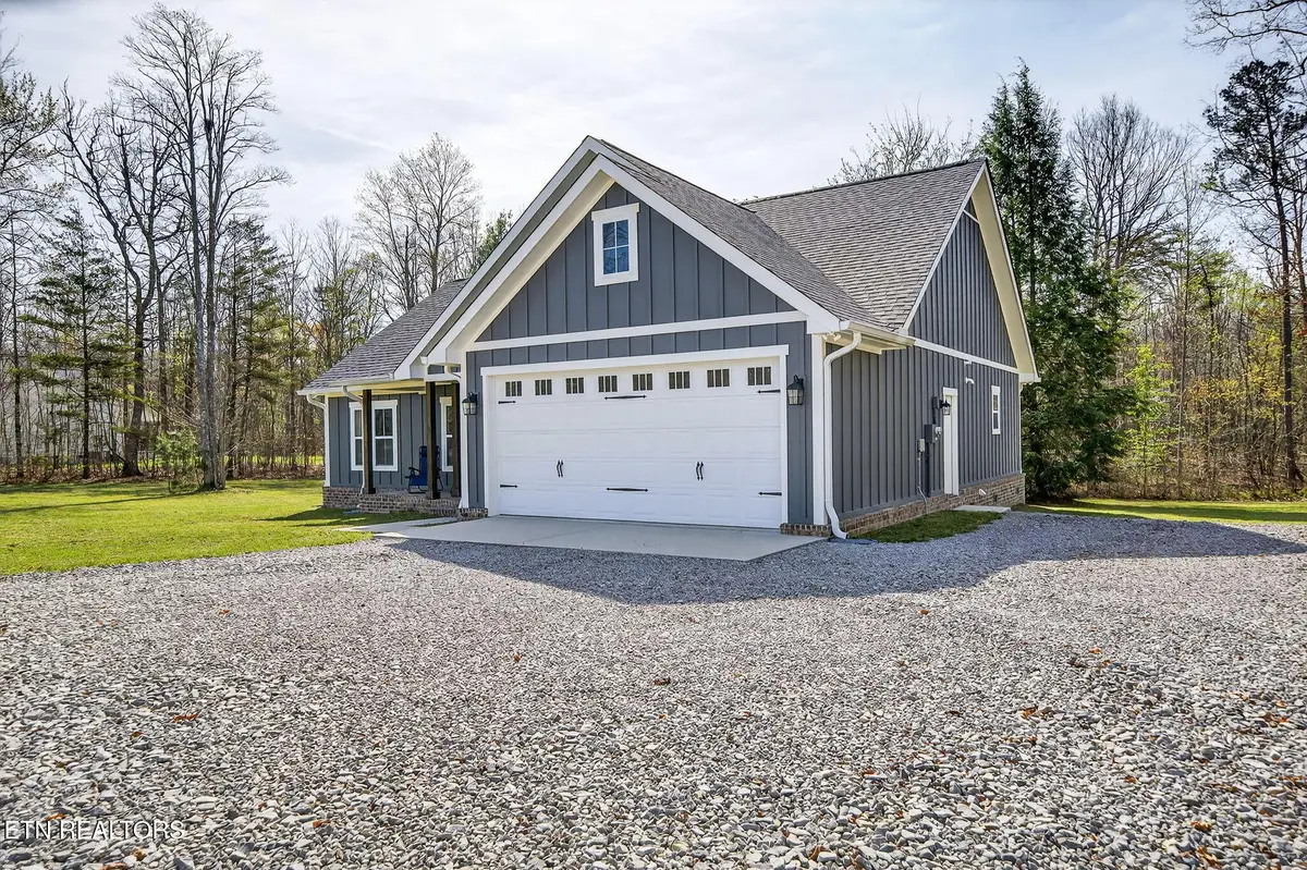 1085 Hargis Rd, Grimsley, TN 38565 - #1