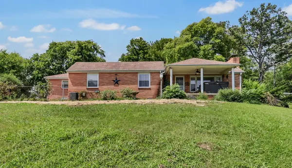 1436 River Rd, Clarksville, TN 37040