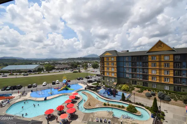225 Collier Drive #UNIT 1516, Sevierville, TN 37862
