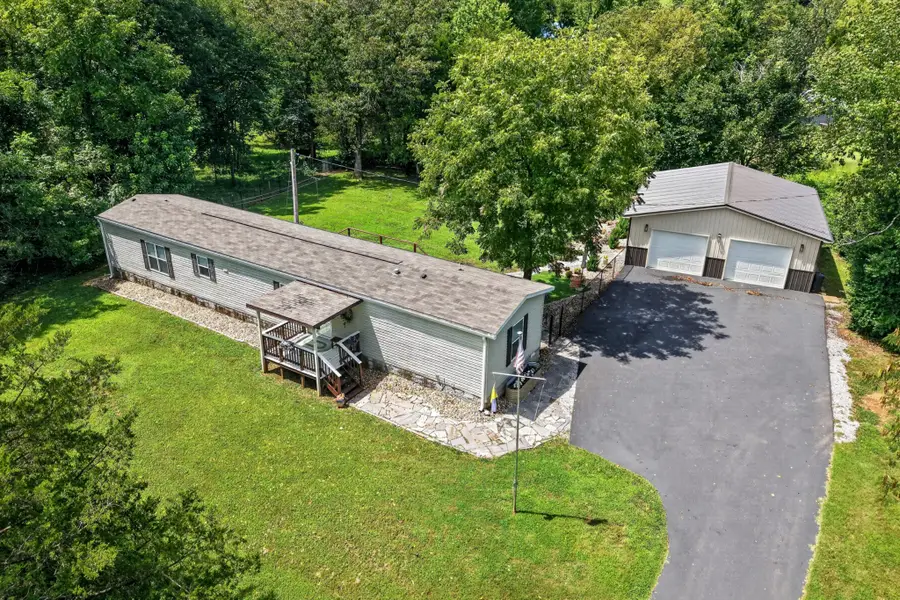 1757 Byrdstown Hwy, Livingston, TN 38570 - #2