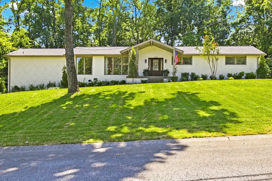 835 Highland Crest Dr, Nashville, TN 37205 - #2