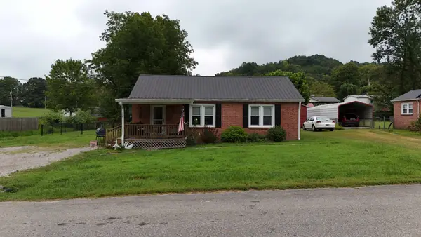 127 Washington St, Celina, TN 38551