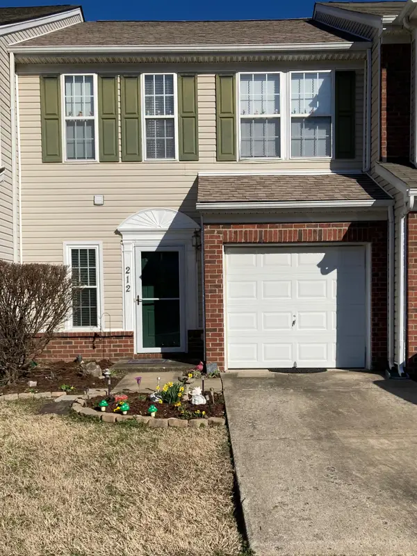 3030 Ned Shelton Rd #212, Nashville, TN 37217