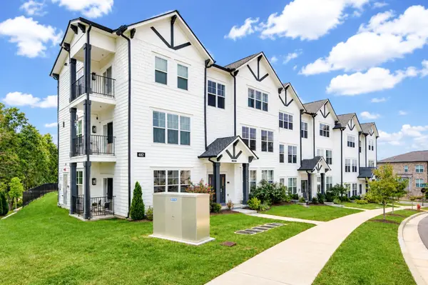 482 Portsdale Dr #9, Brentwood, TN 37027