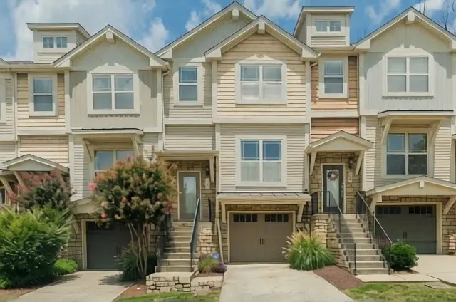 131 Stonecrest Dr, Nashville, TN 37209 - #3