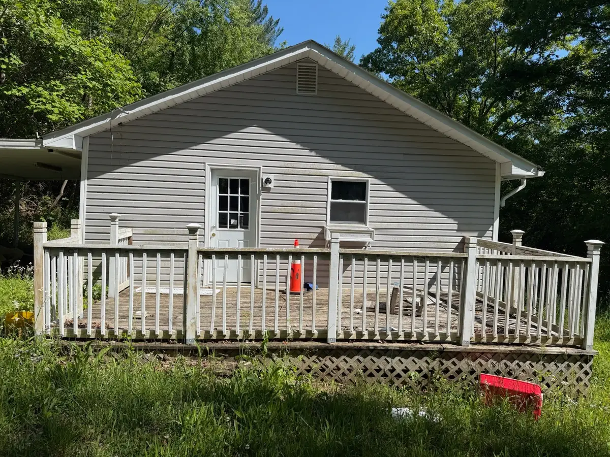 216 Collins St, Sneedville, TN 37869 - #1