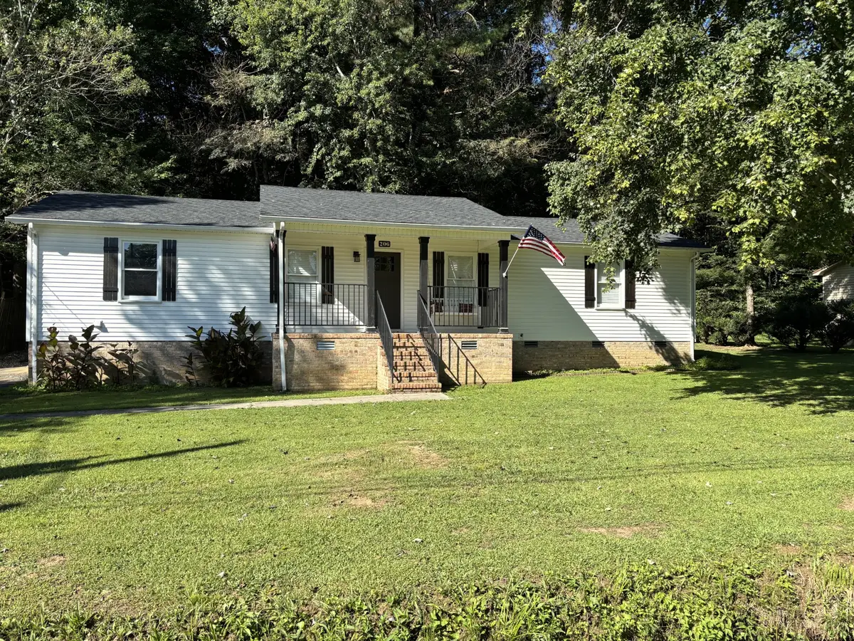 206 Osborn St, McMinnville, TN 37110 - #1