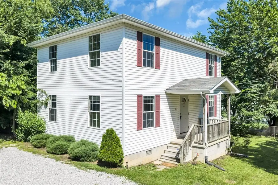 105 Lillian St, McMinnville, TN 37110 - #3
