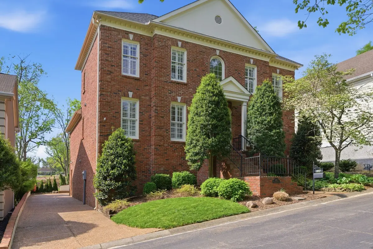 236 Burlington Pl, Nashville, TN 37215 - #1