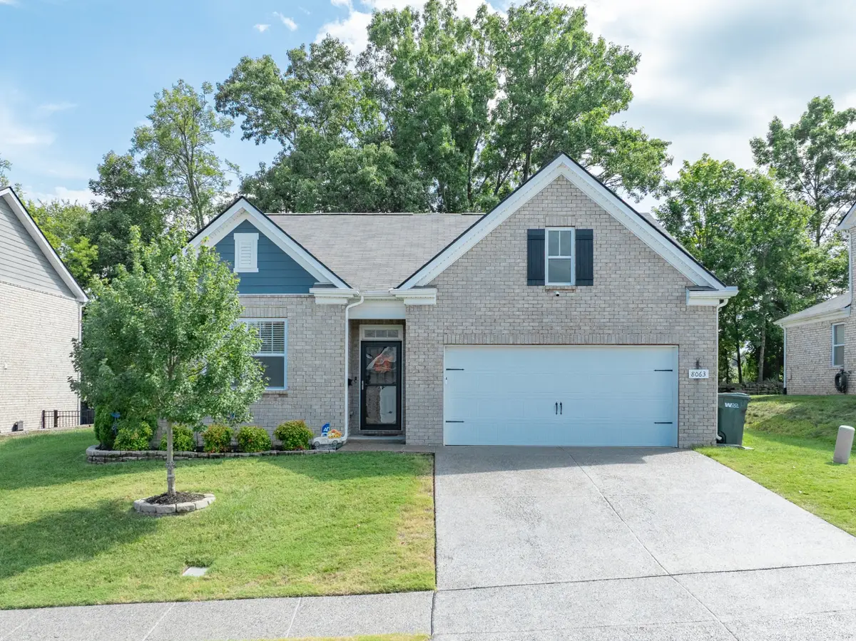 8063 Forest Hills Dr, Spring Hill, TN 37174 - #1
