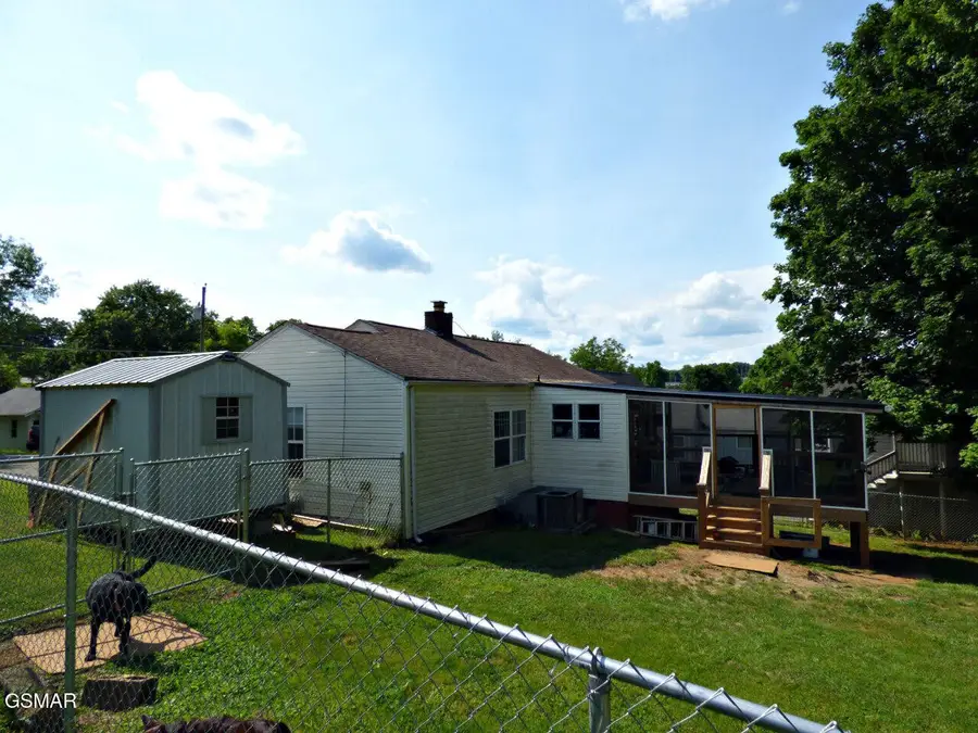 2114 Eastview Avenue, Jefferson City, TN 37760 - #2