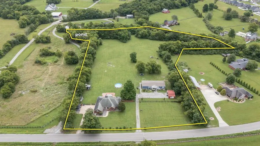 9741 Midland Rd, Bell Buckle, TN 37020 - #3