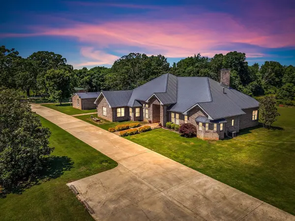 555 Randall Hitchcock Rd, Rock Island, TN 38581