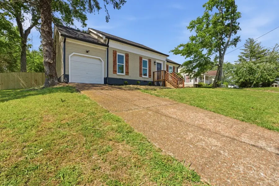 737 Heritage Dr, Madison, TN 37115 - #2