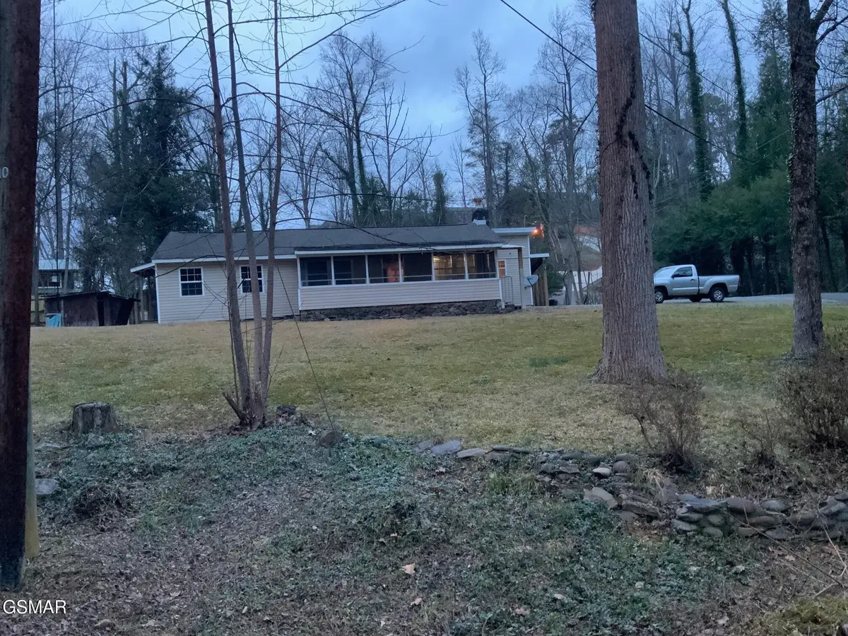 517 Laurel Avenue, Gatlinburg, TN 37738 - #1