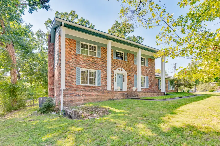 5661 Grayshore Lane, Hixson, TN 37343 - #2