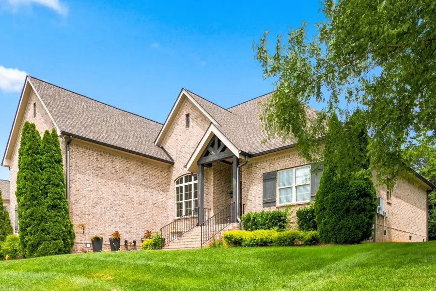 1043 Alice Springs Cir, Spring Hill, TN 37174 - #3