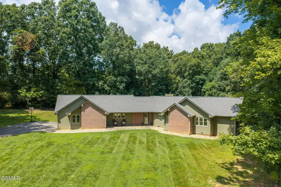 2082 Ridgewood Drive, Jefferson City, TN 37760 - #2