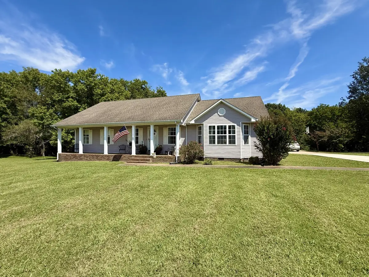 594 Highway 64 W, Lawrenceburg, TN 38464 - #1